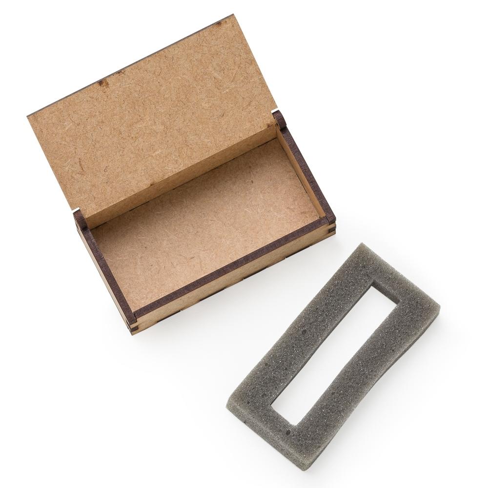 13570-CAIXA PARA PEN DRIVE EM MDF TAMPA EM MDF
