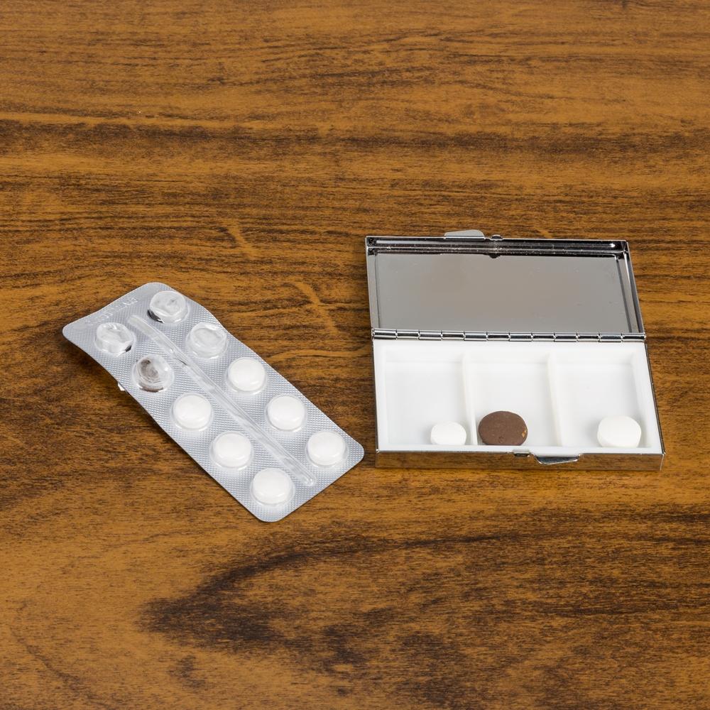 13785-Porta Comprimido Metal