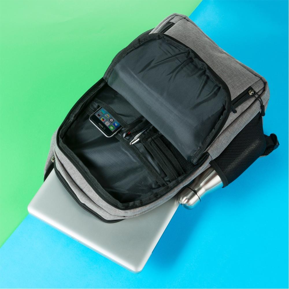 13897-Mochila de Nylon