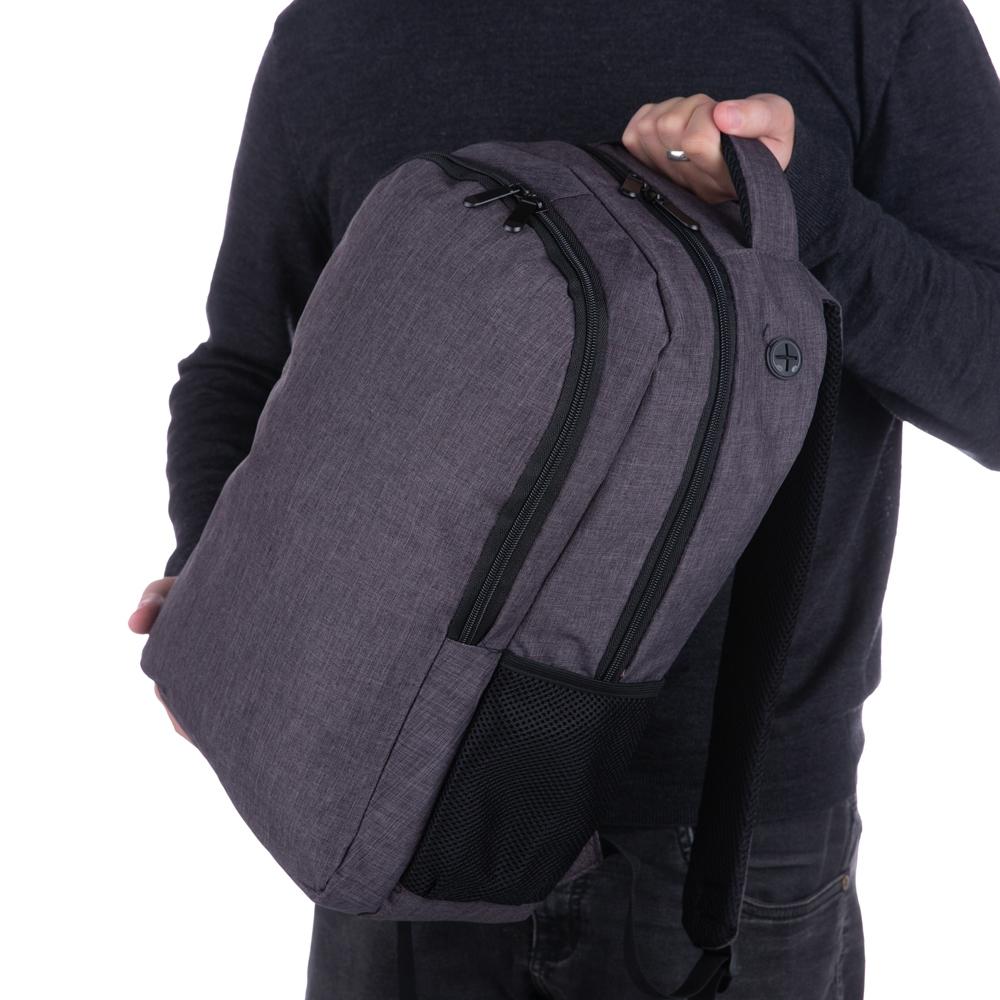 13985-Mochila de Nylon