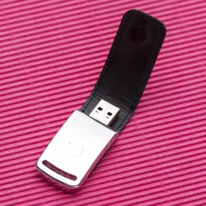 00055-4GB-Pen Couro New 4GB