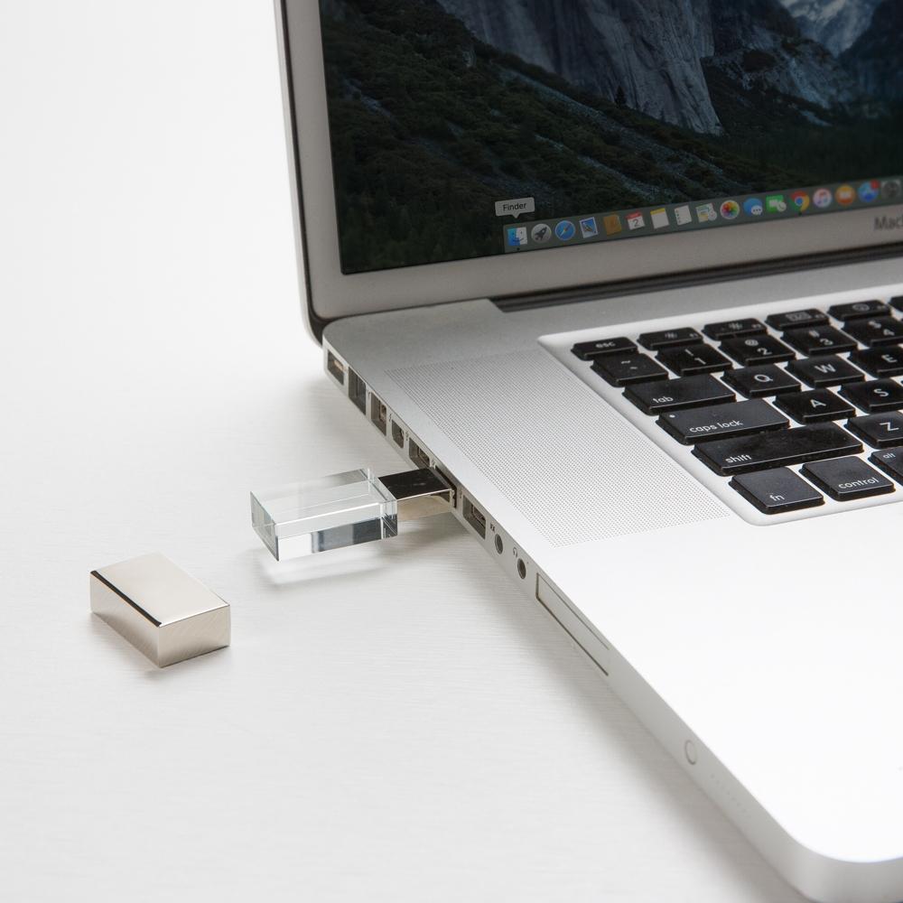 00050-4GB-Pen Drive Vidro 4GB