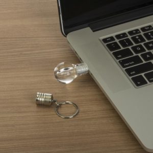 00041-4GB-Pen drive Lâmpada