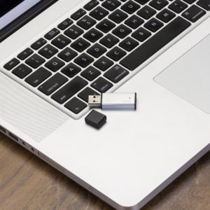 00001-4GB-Pratinha 4GB