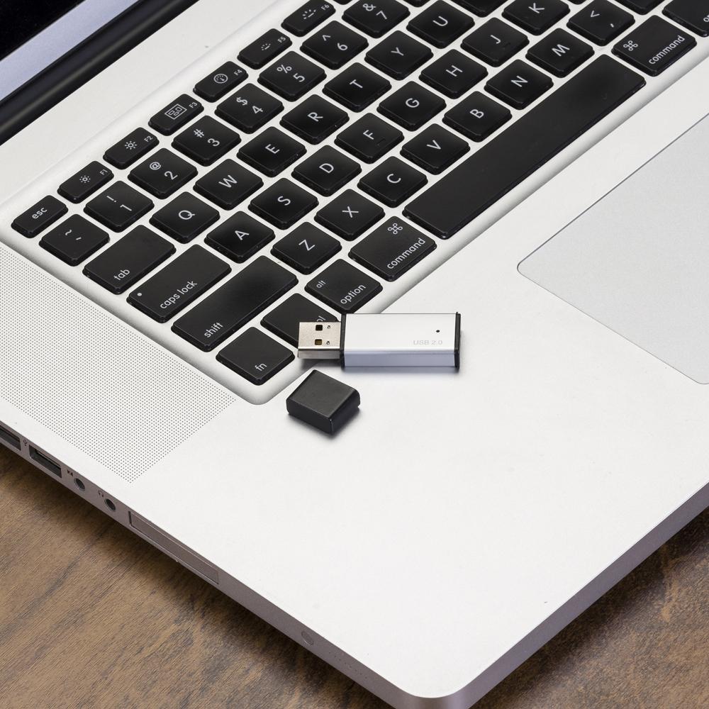 00001-4GB-Pratinha 4GB